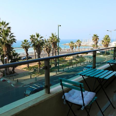 Sea View Apartment Prime Location On The Beach Tel Aviv Exteriör bild