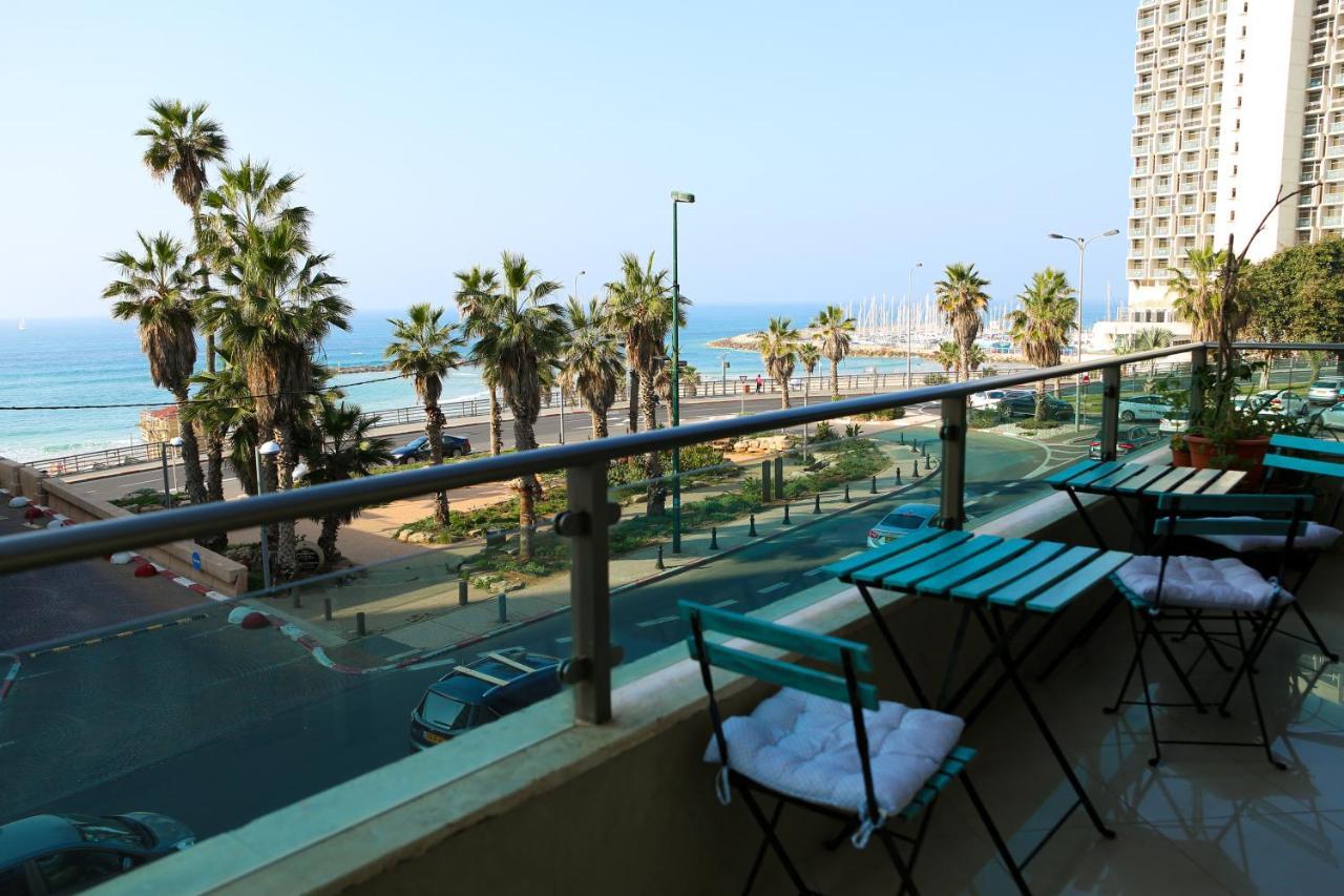 Sea View Apartment Prime Location On The Beach Tel Aviv Exteriör bild