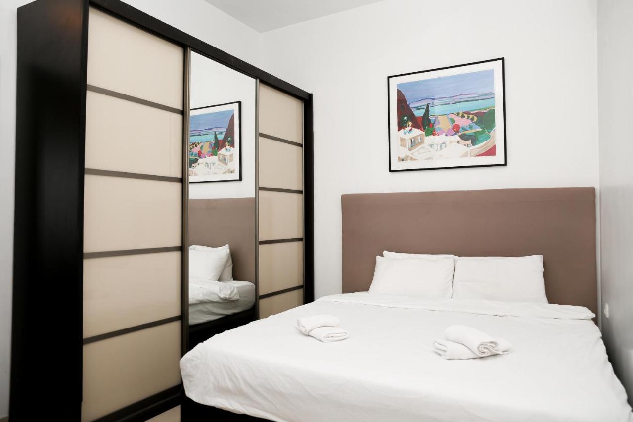 Sea View Apartment Prime Location On The Beach Tel Aviv Exteriör bild