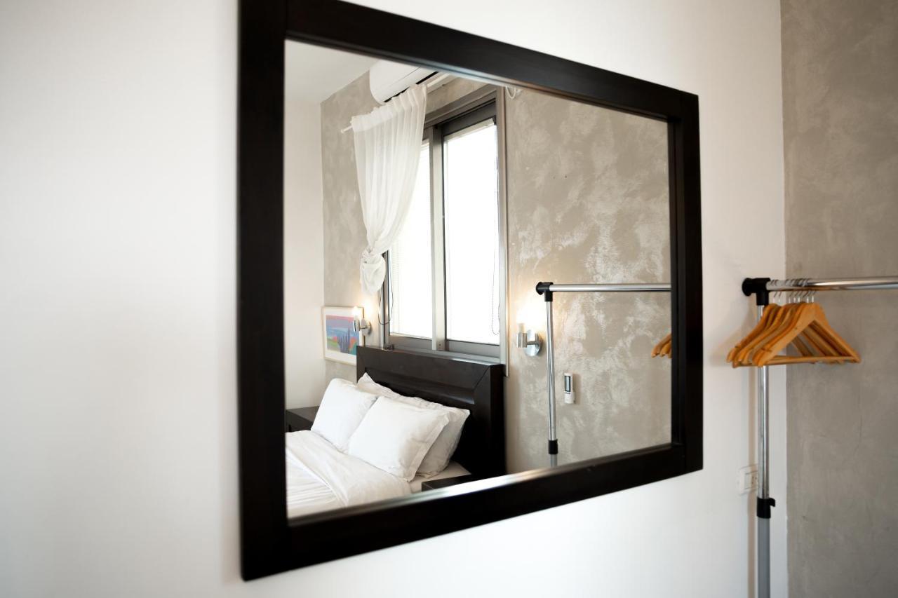 Sea View Apartment Prime Location On The Beach Tel Aviv Exteriör bild