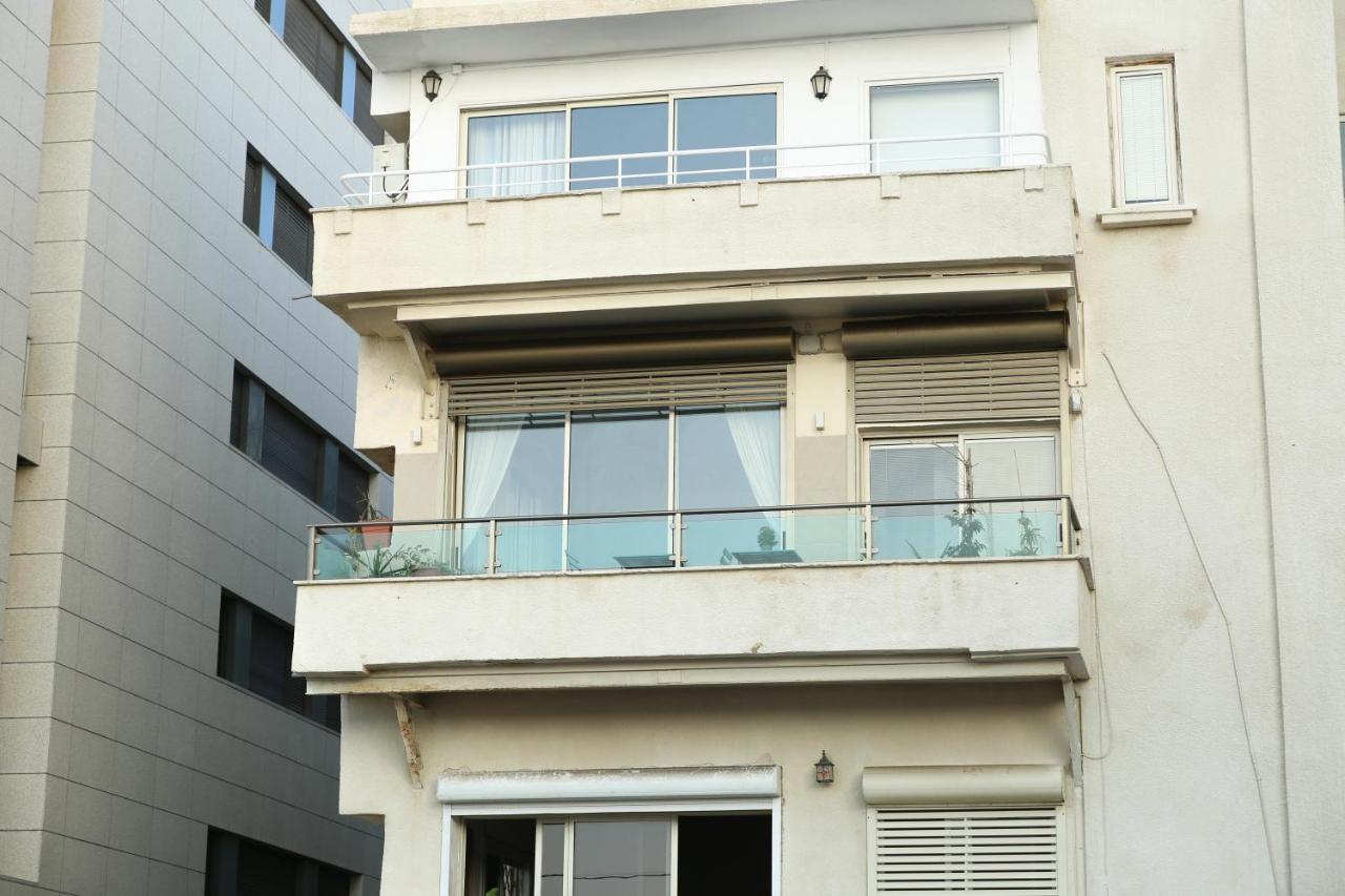 Sea View Apartment Prime Location On The Beach Tel Aviv Exteriör bild
